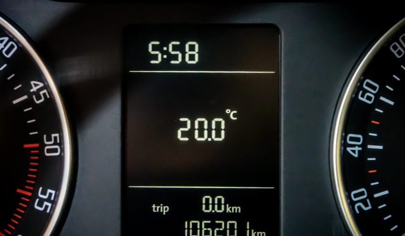 Skoda Octavia TDI ’12 TAXI full